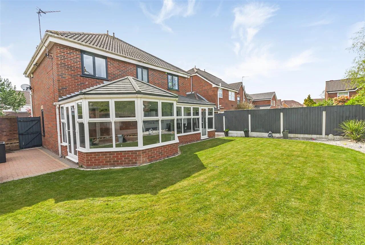 Reedley Drive, Ellenbrook, Worsley, Salford, M28 7XR, photo 27