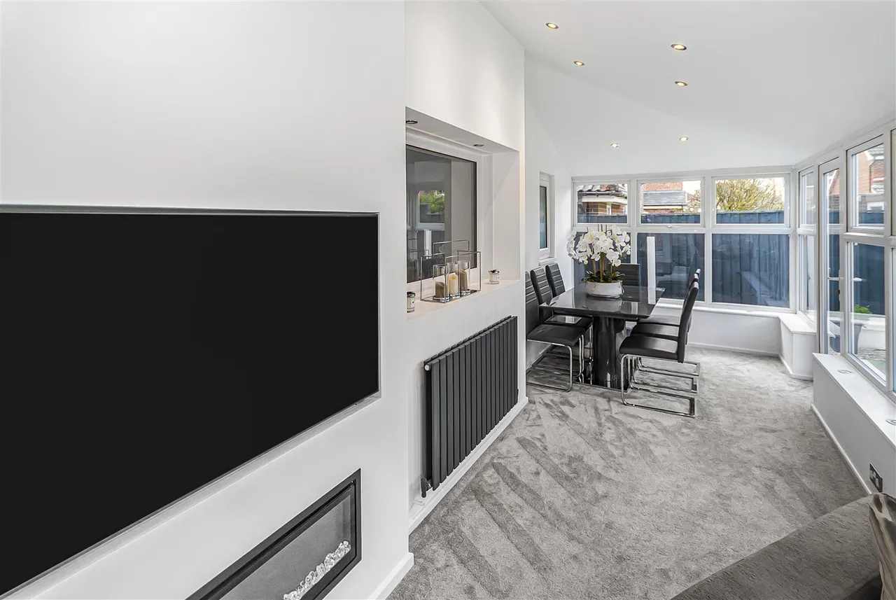 Reedley Drive, Ellenbrook, Worsley, Salford, M28 7XR, photo 9
