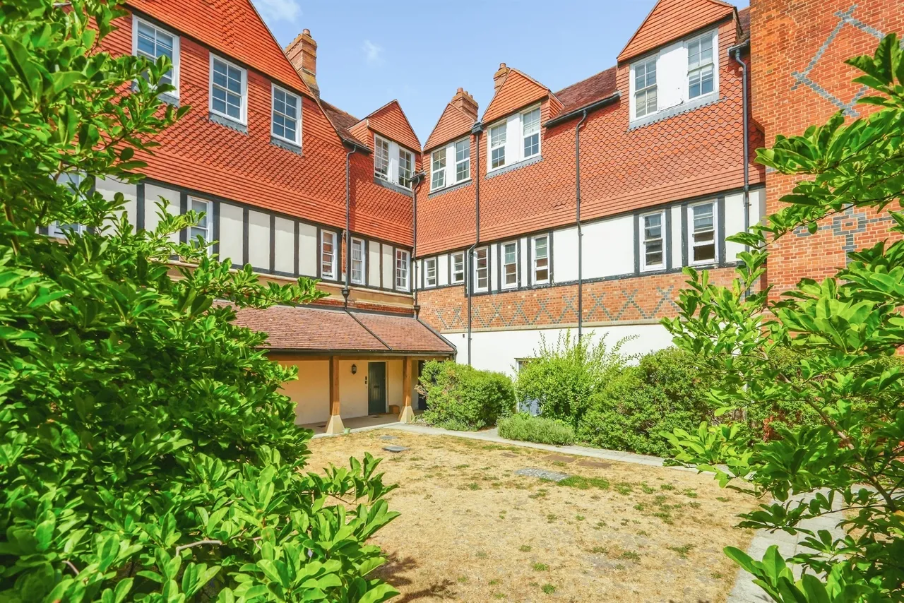 2 bed flat for sale — St. Mary's, Wantage