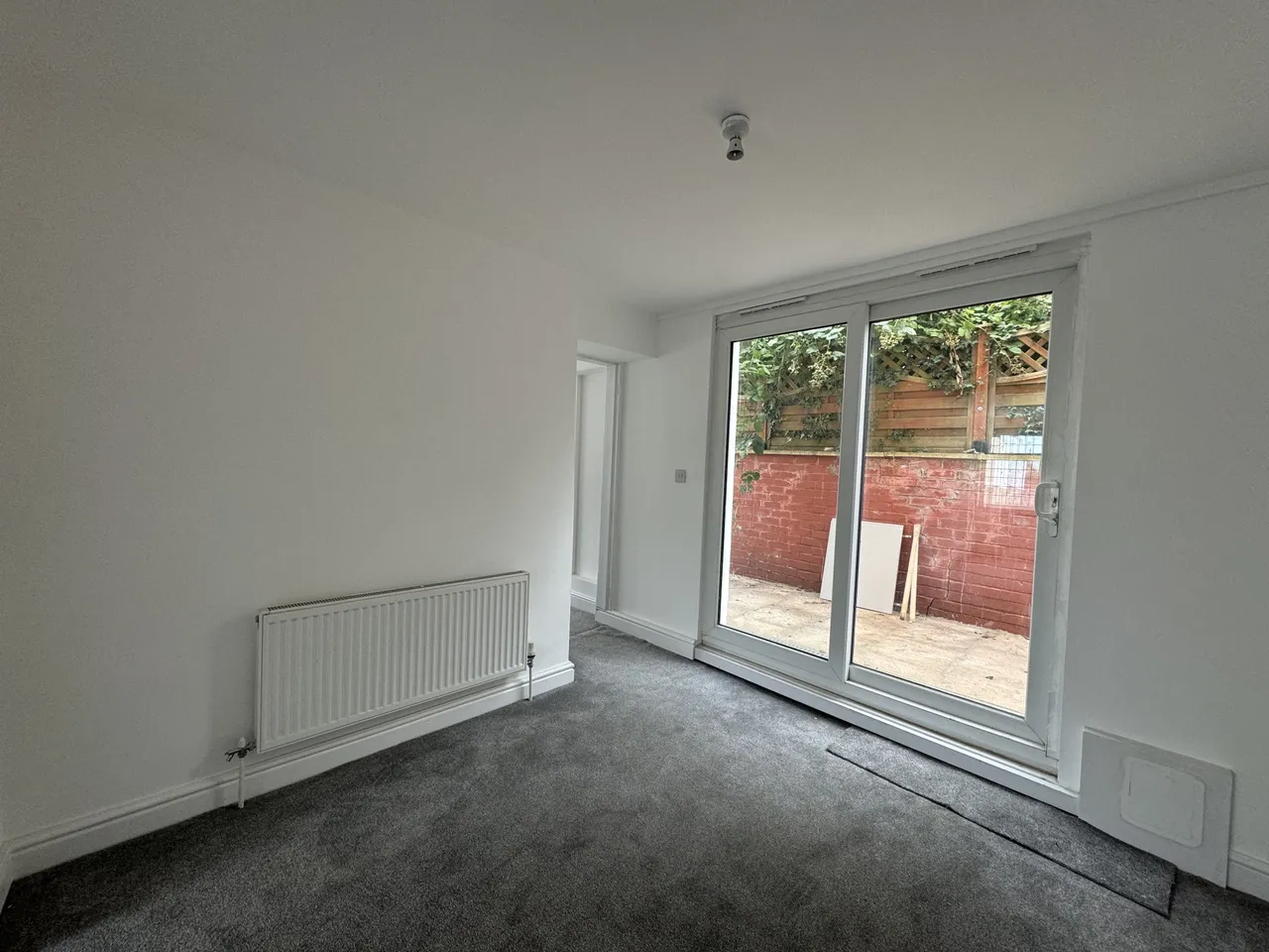 St Lawrence Road, North Wingfield S42, photo 4