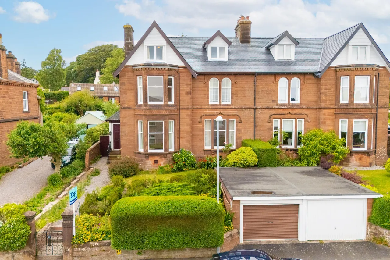 6 bed house for sale, Rotchell Park, Dumfries, DG2