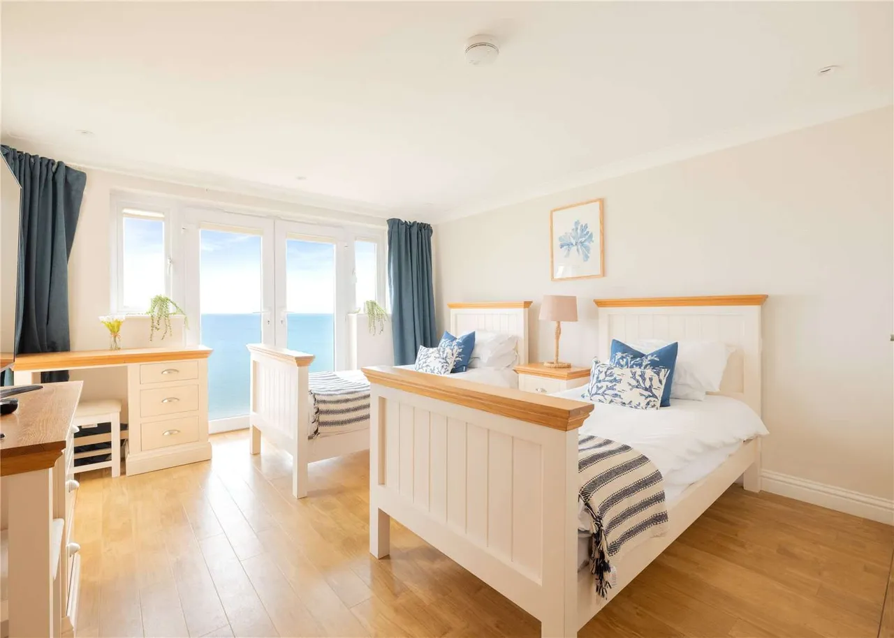 Carbis Beach Apartments, Carbis Bay, St. Ives, Cornwall, TR26 2JL, photo 7