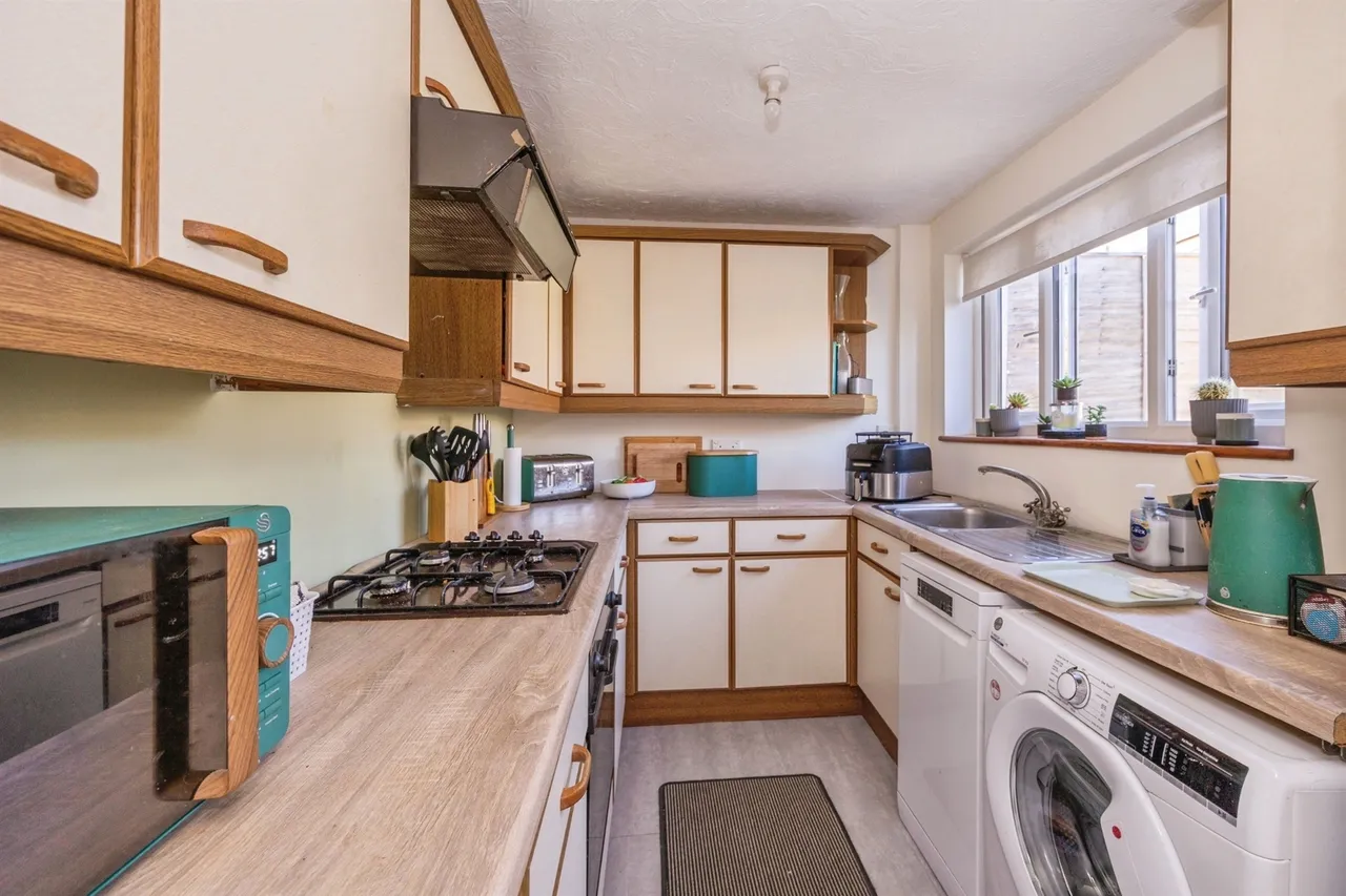 Bitterne Close, Havant, photo 9