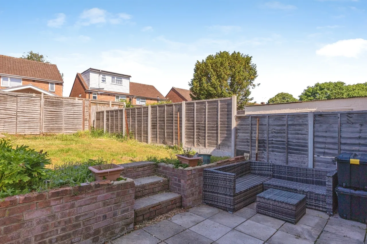 Bitterne Close, Havant, photo 6
