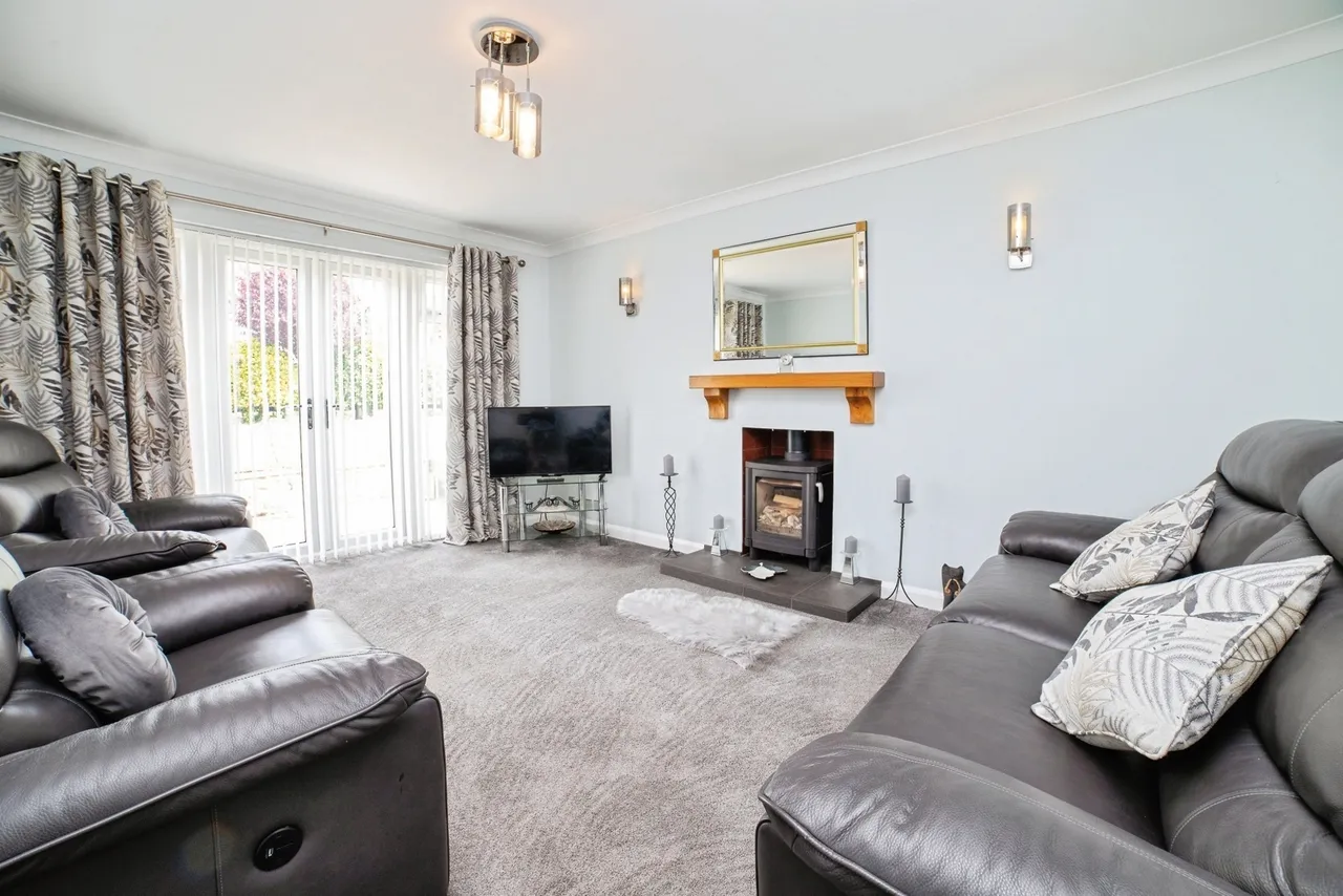 Greenacres, Kirkby-in-Ashfield, NG17, photo 2
