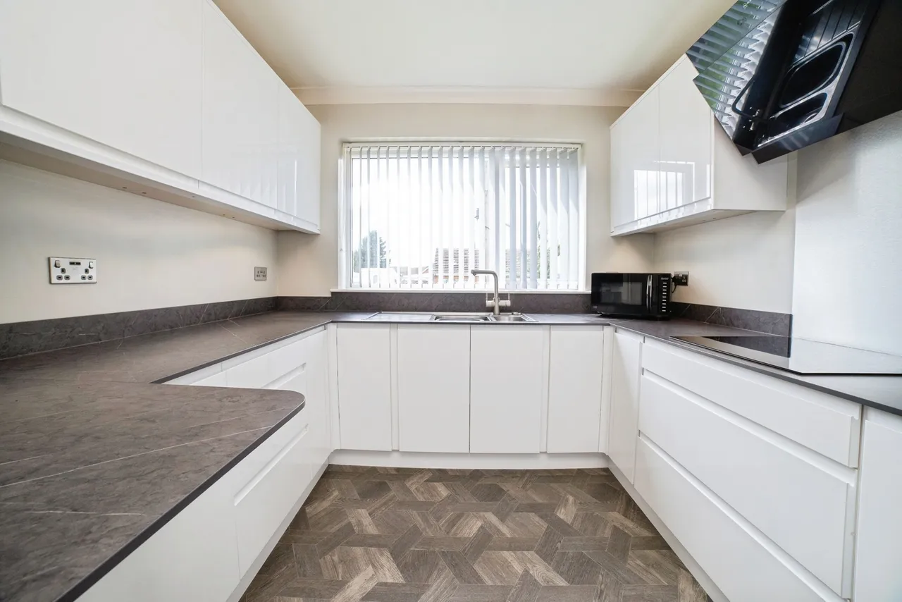 Greenacres, Kirkby-in-Ashfield, NG17, photo 3