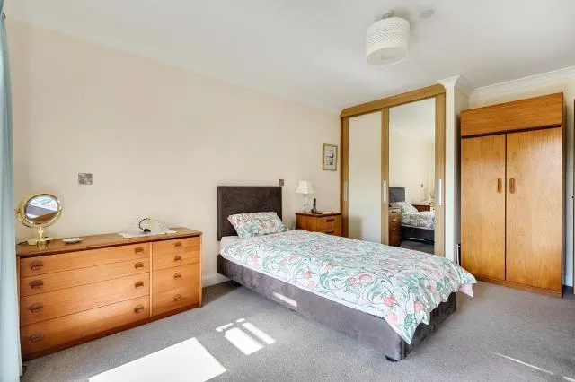 Park Gardens, Banbury, OX16, photo 13