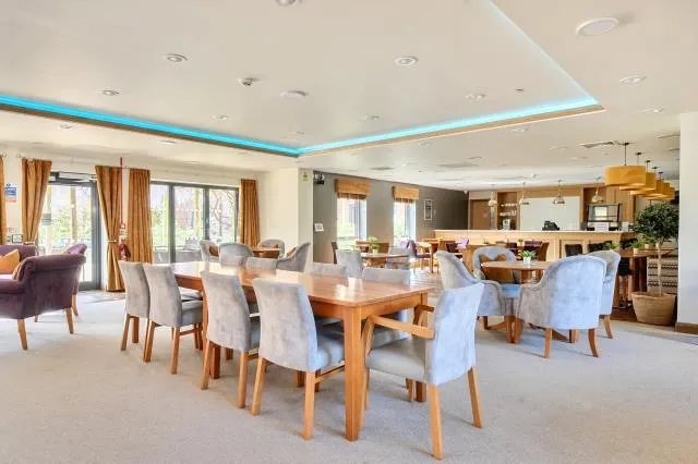 Park Gardens, Banbury, OX16, photo 16