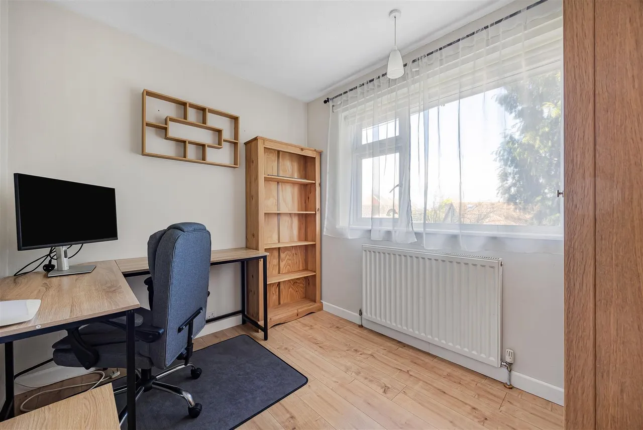Brunel Road, Maidenhead, photo 6
