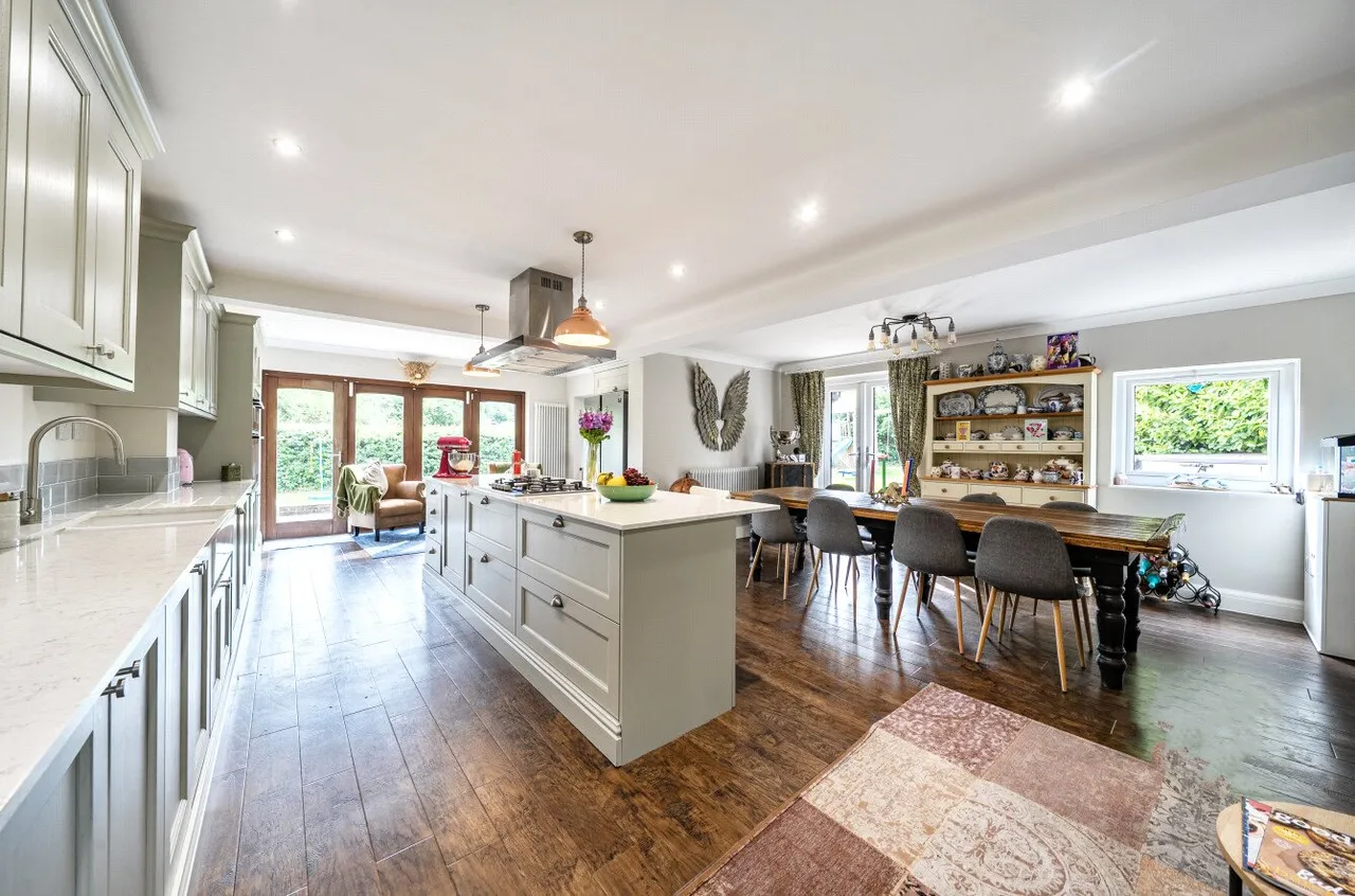 Maurys Lane, West Wellow, Romsey, Hampshire, SO51 6DB, photo 2