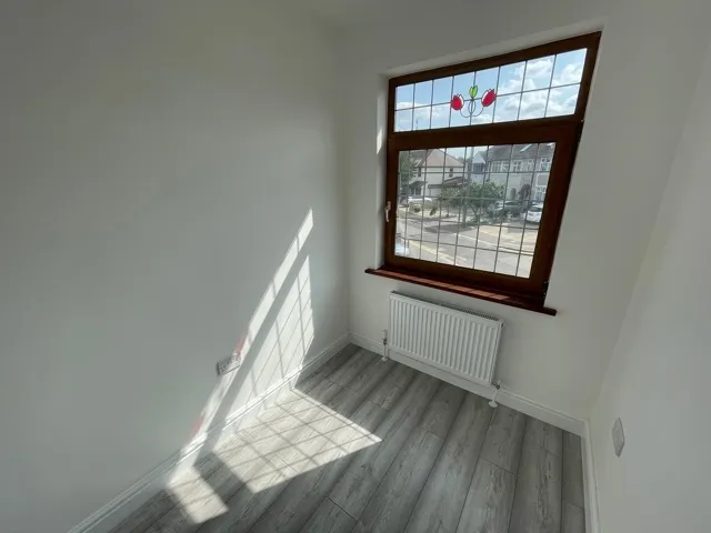 Rom Crescent, Romford, RM7, photo 14