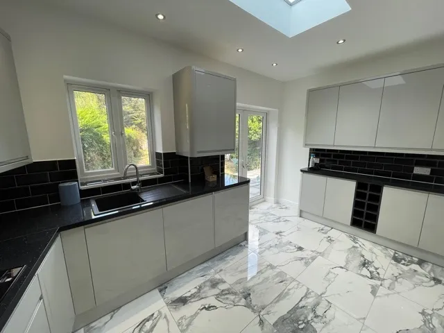 Rom Crescent, Romford, RM7, photo 4