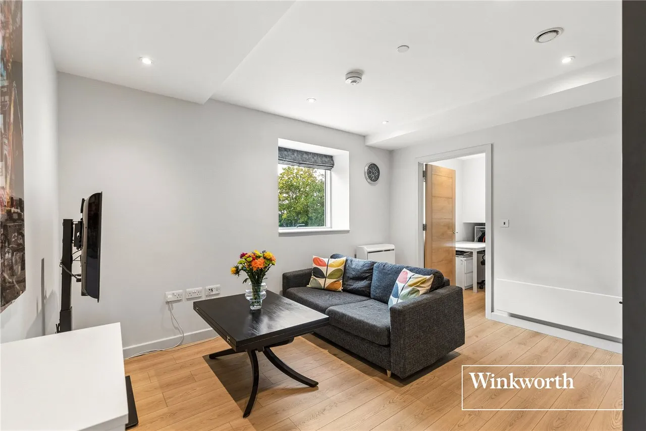 Shakespeare Road, Finchley, London, United Kingdom, N3, photo 4