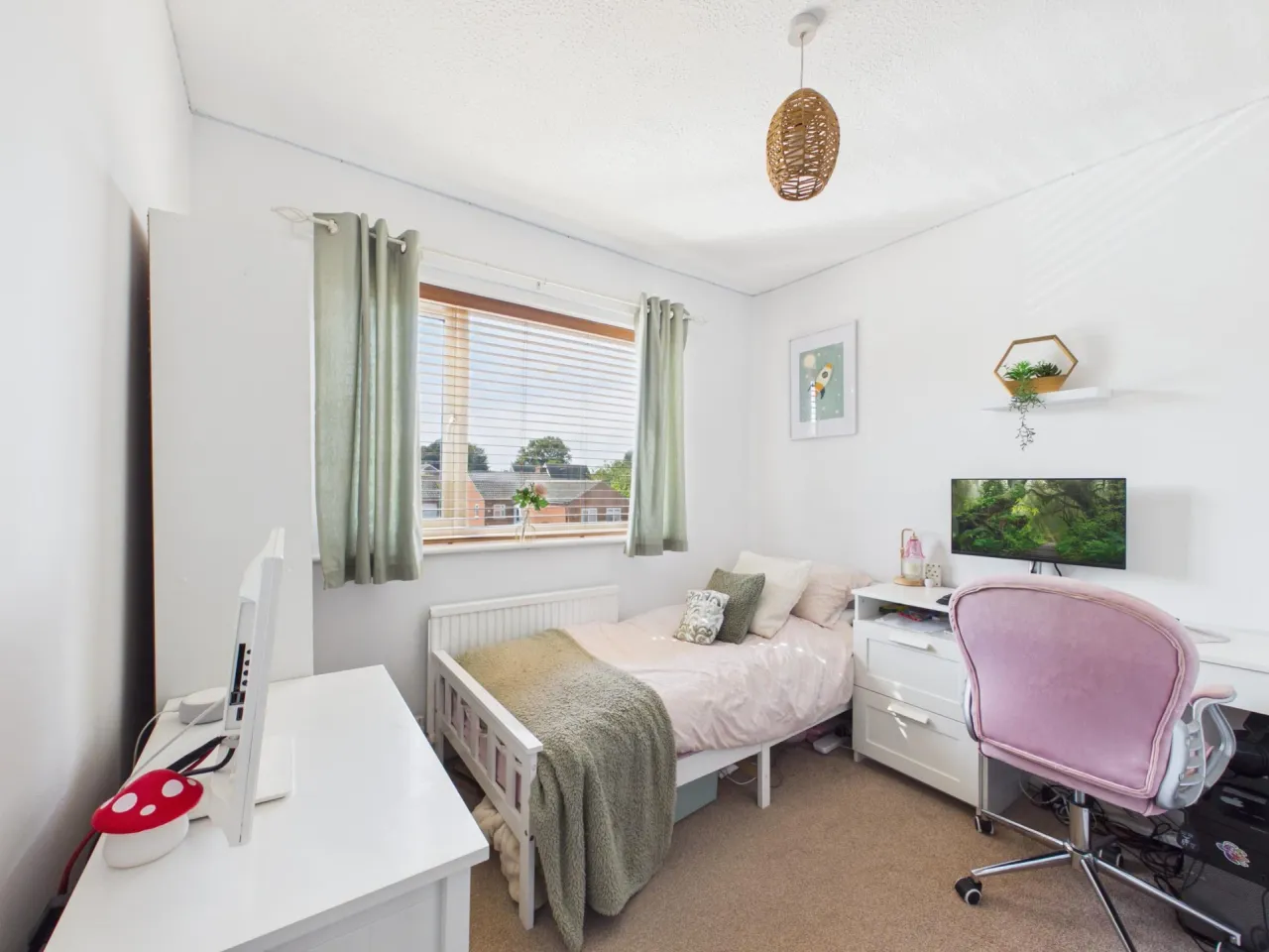 Catchpole Close, Kessingland, photo 16