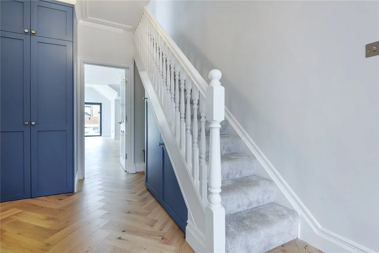 Tudor Road, Hampton, TW12 2NF, photo 6