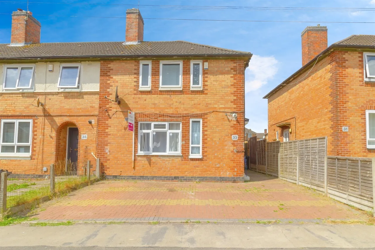 5 bed house for sale — Pollard Road, Leicester