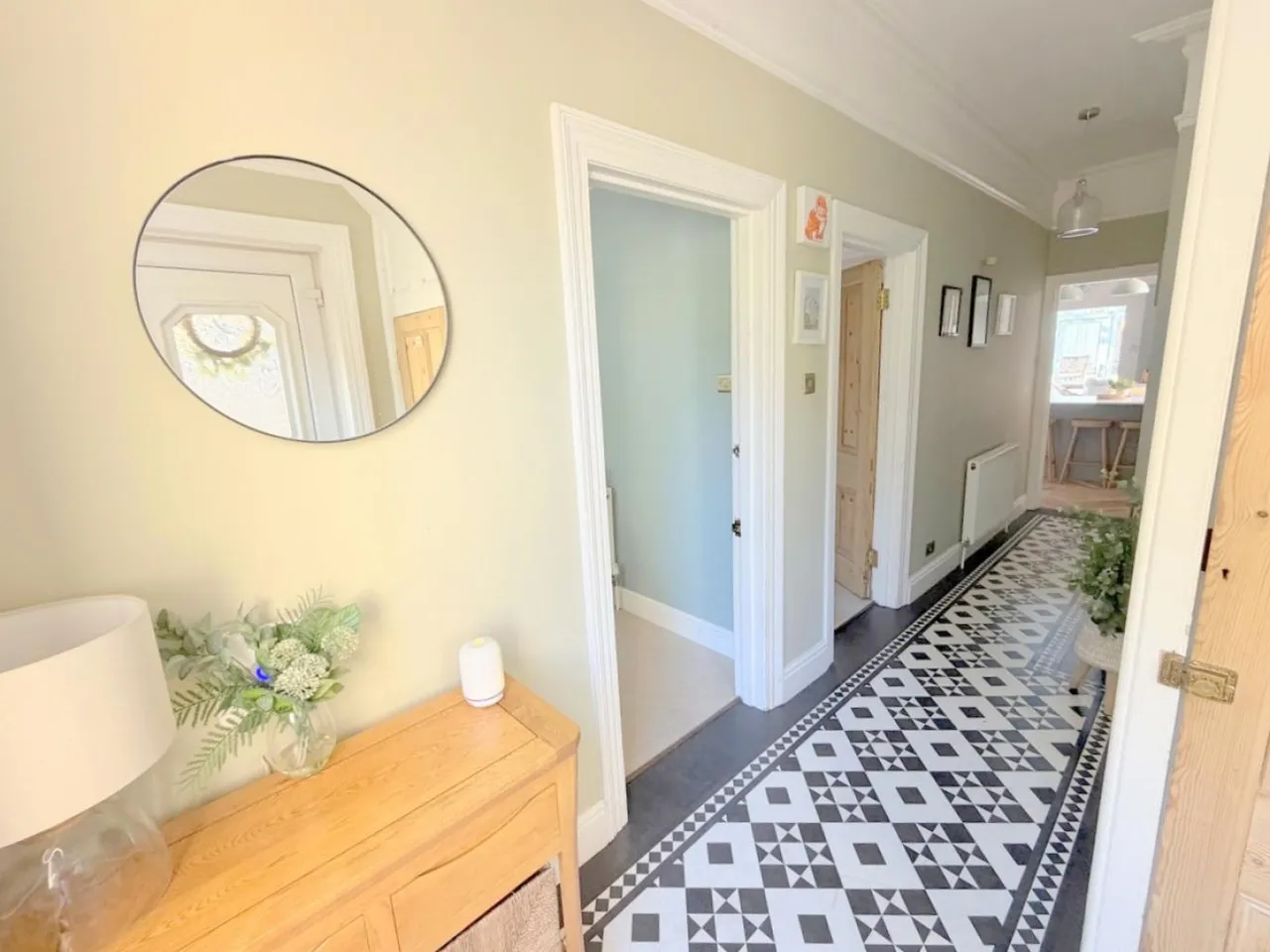 Alexandra Road, BH14, photo 13