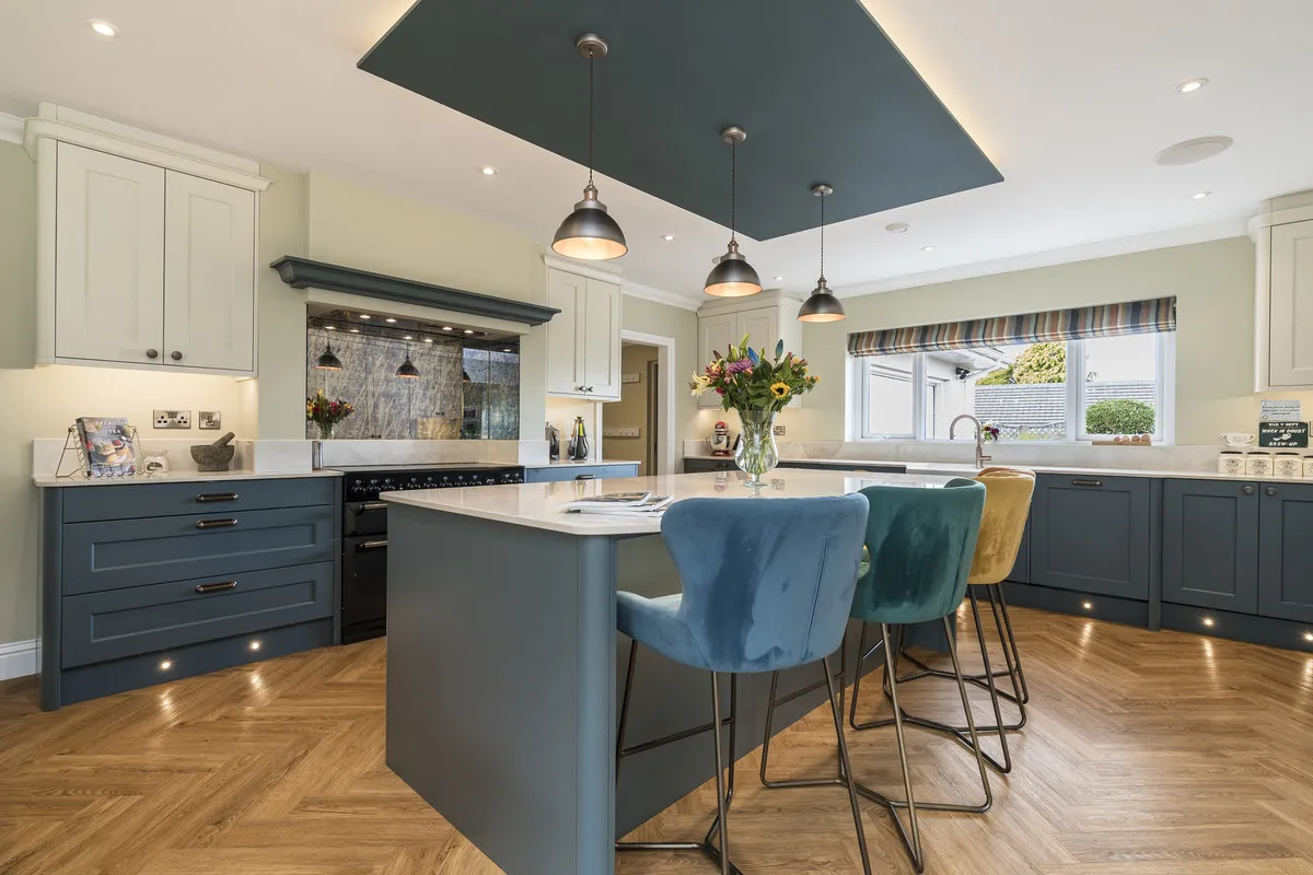 Substantial contemporary residence offering exceptional privacy & lifestyle, Truro, photo 4