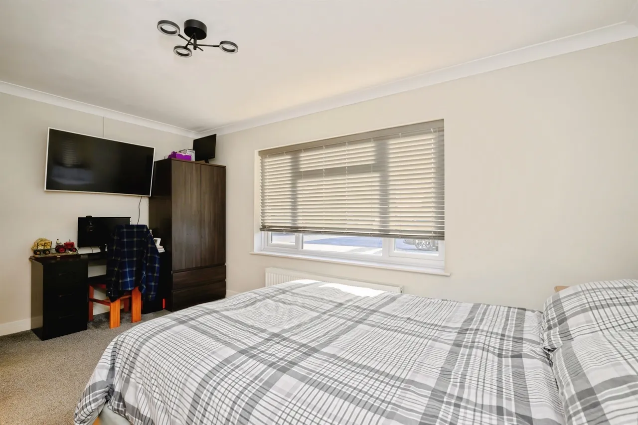 Lawson Avenue, Peterborough, photo 10
