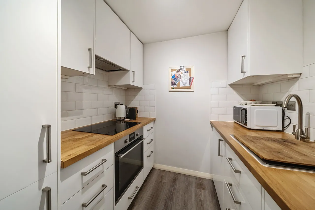 Weald Close, SE16, photo 12