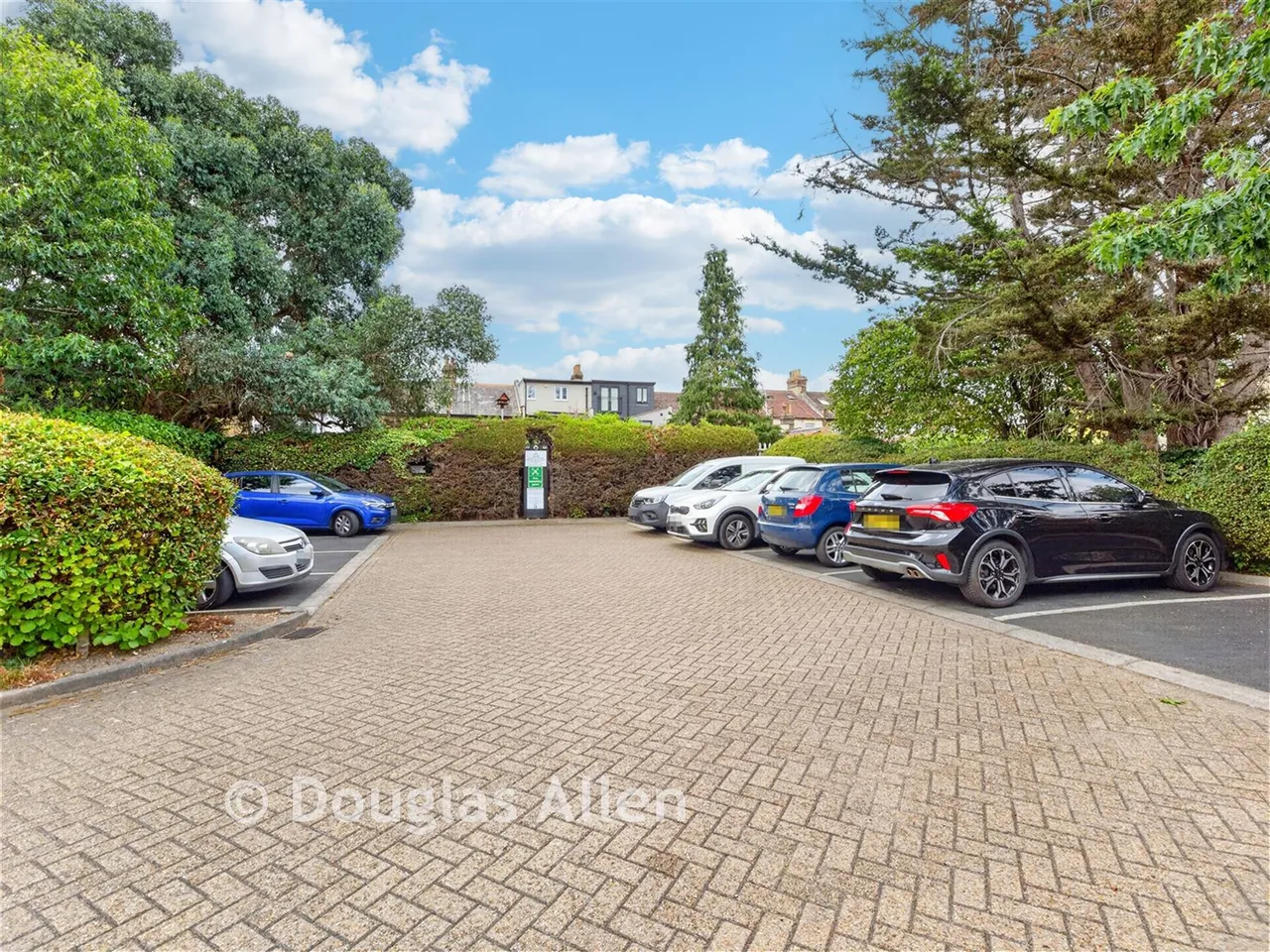 Cunningham Close, Chadwell Heath, RM6, photo 6