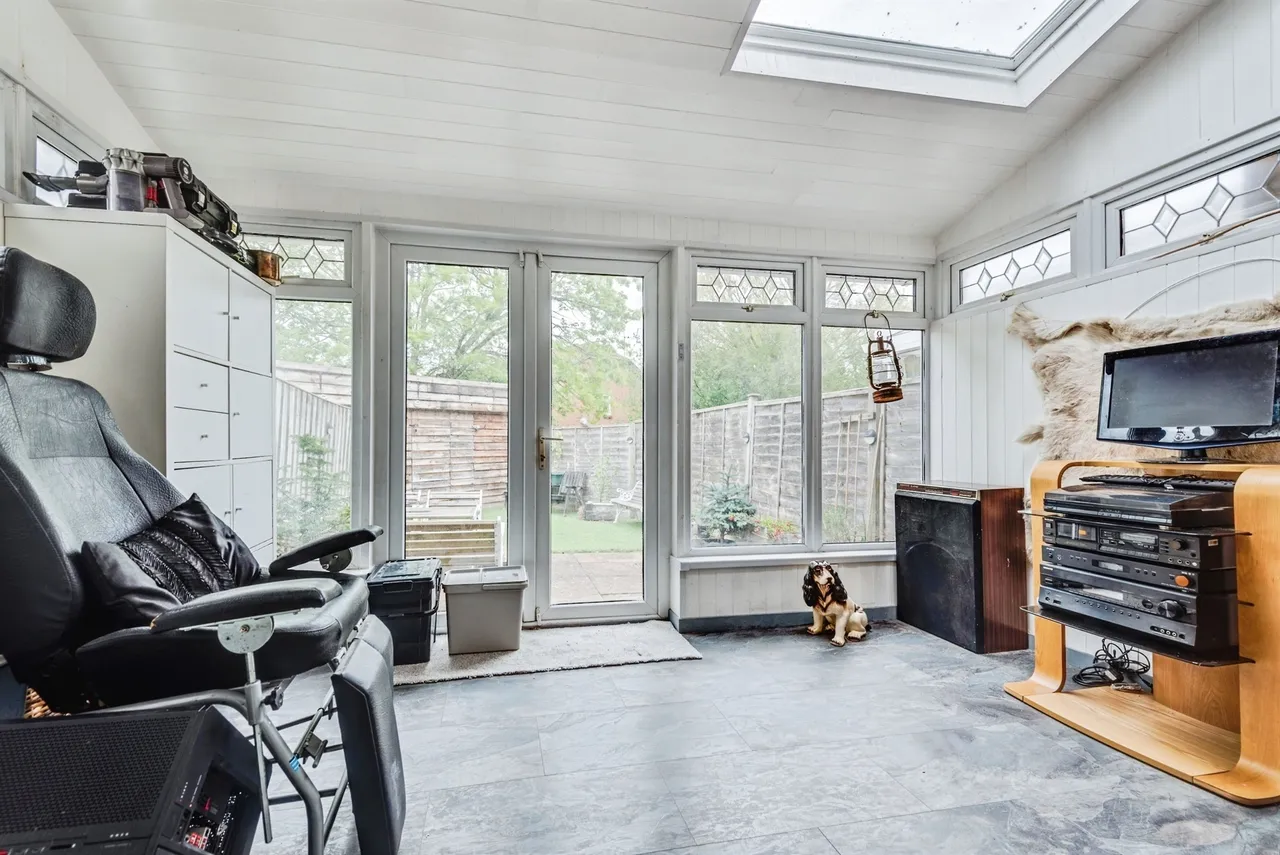 Percheron Close, Shaw, Swindon, photo 11
