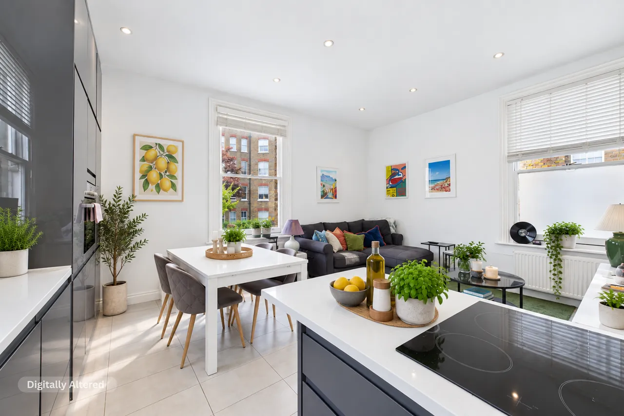 2 bed property for sale, Hilltop Road, West Hampstead, NW6