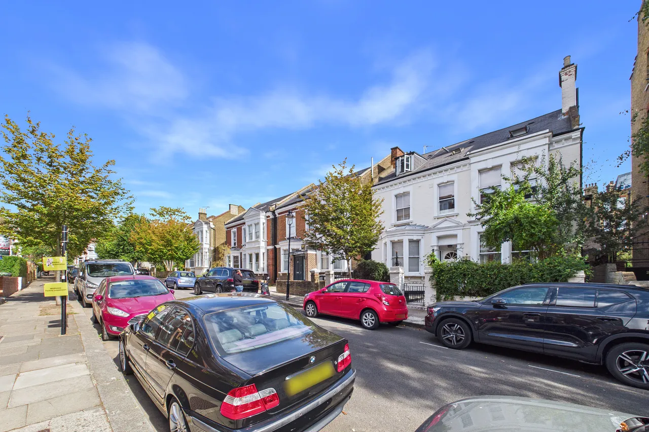Hilltop Road, West Hampstead, NW6, photo 12