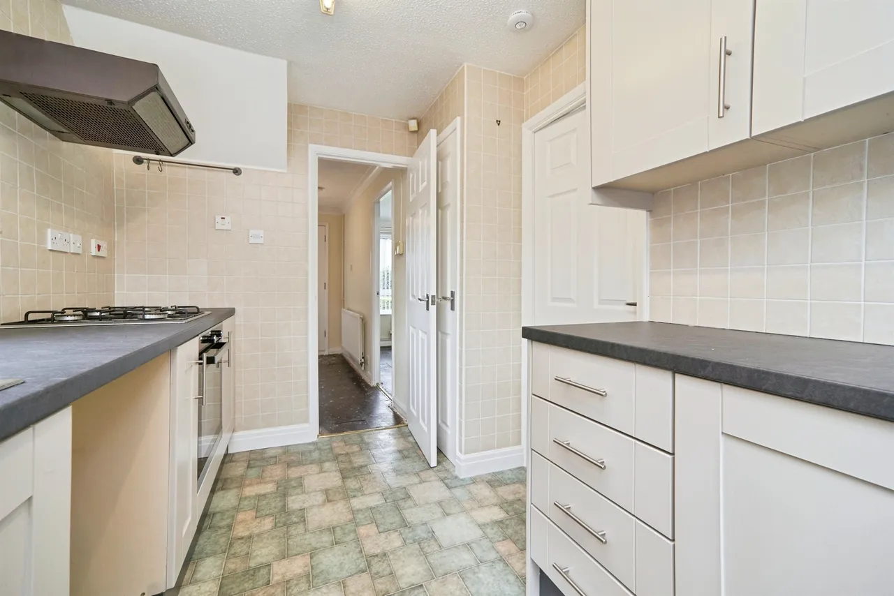 Birkdale Drive, Leeds, photo 9