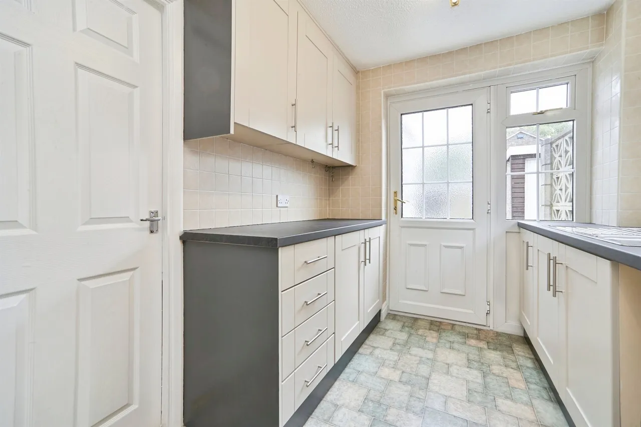 Birkdale Drive, Leeds, photo 6