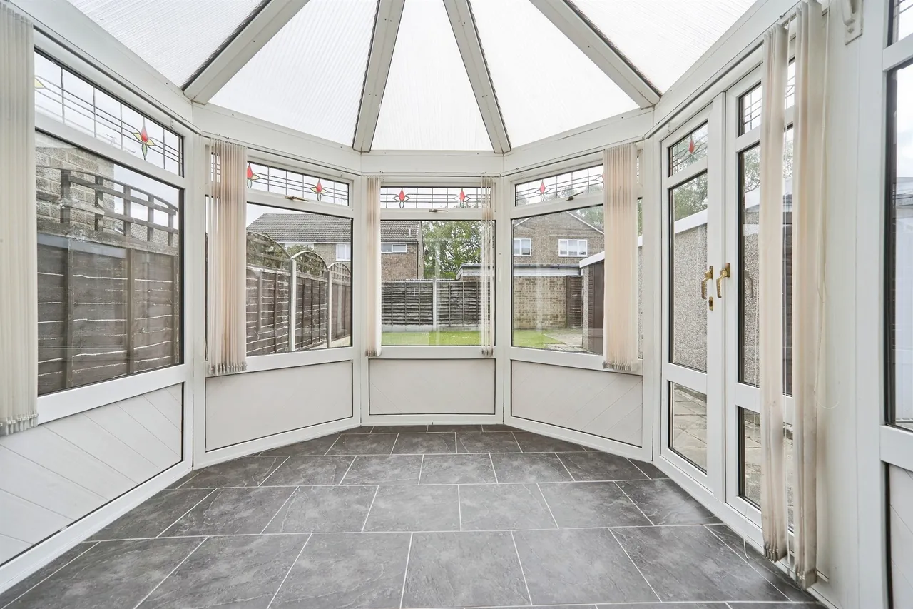 Birkdale Drive, Leeds, photo 2