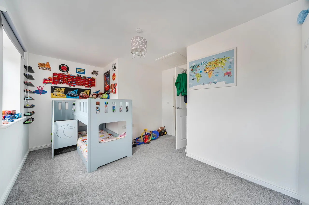 Walshaw Close, Branston, LN4, photo 18