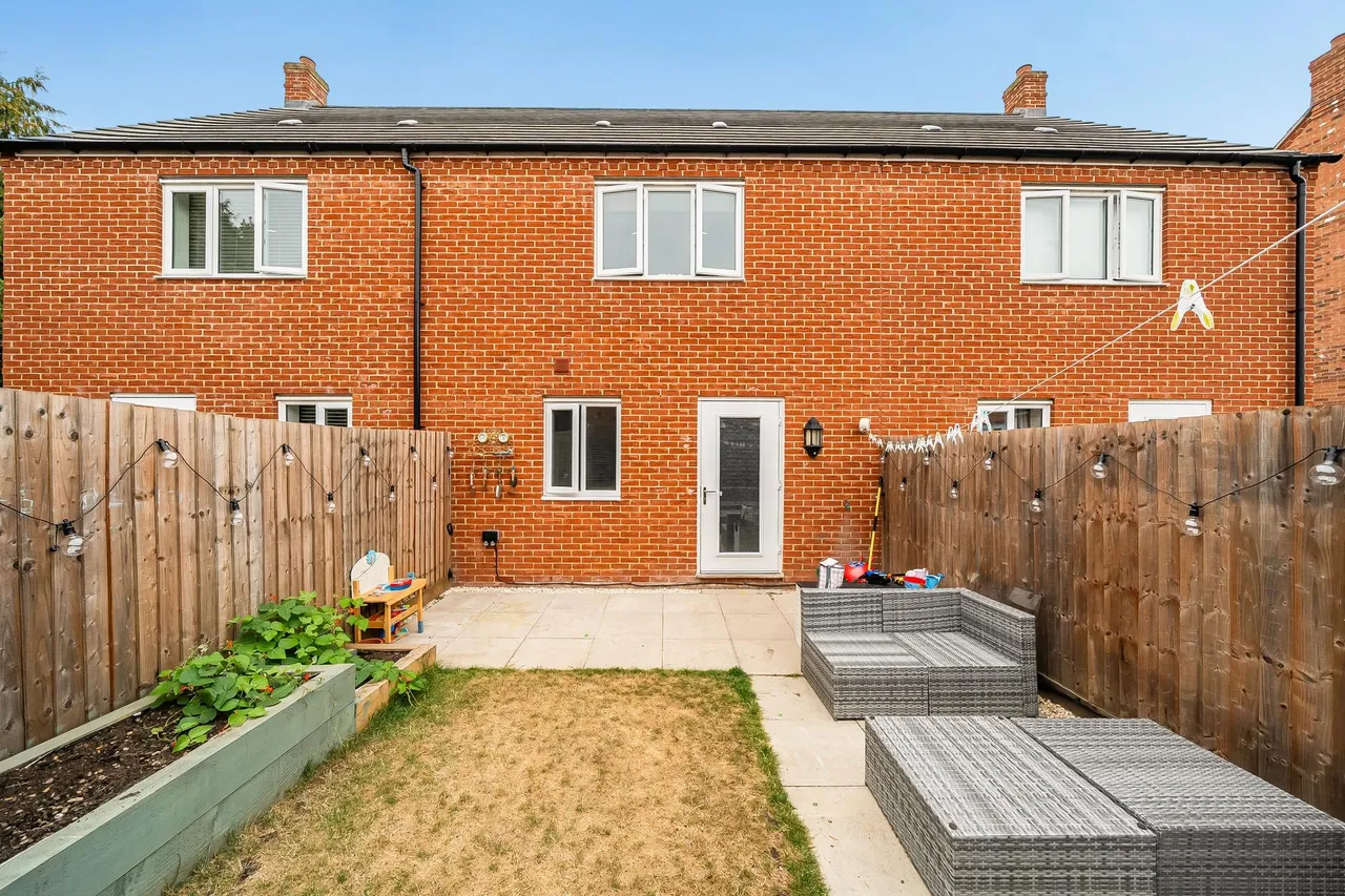 Walshaw Close, Branston, LN4, photo 21