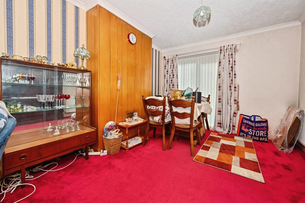 Maytree Crescent, Watford, photo 2