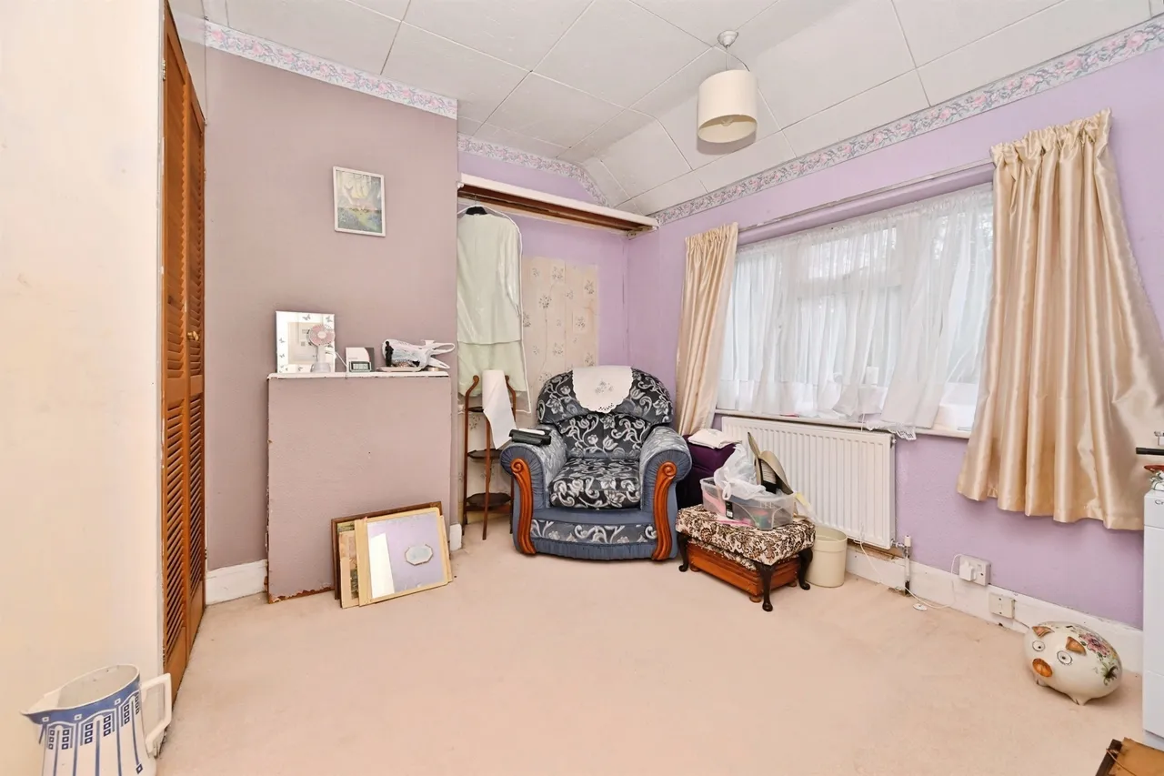 Maytree Crescent, Watford, photo 9