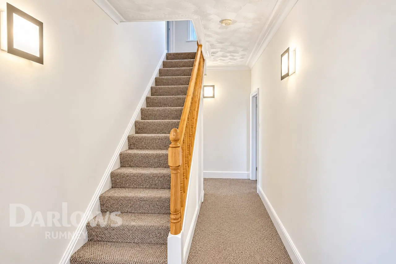 Tyr-Y-Sarn Road, Cardiff, photo 9