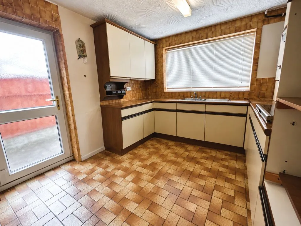 Friezland Way, Brownhills, WS8, photo 7