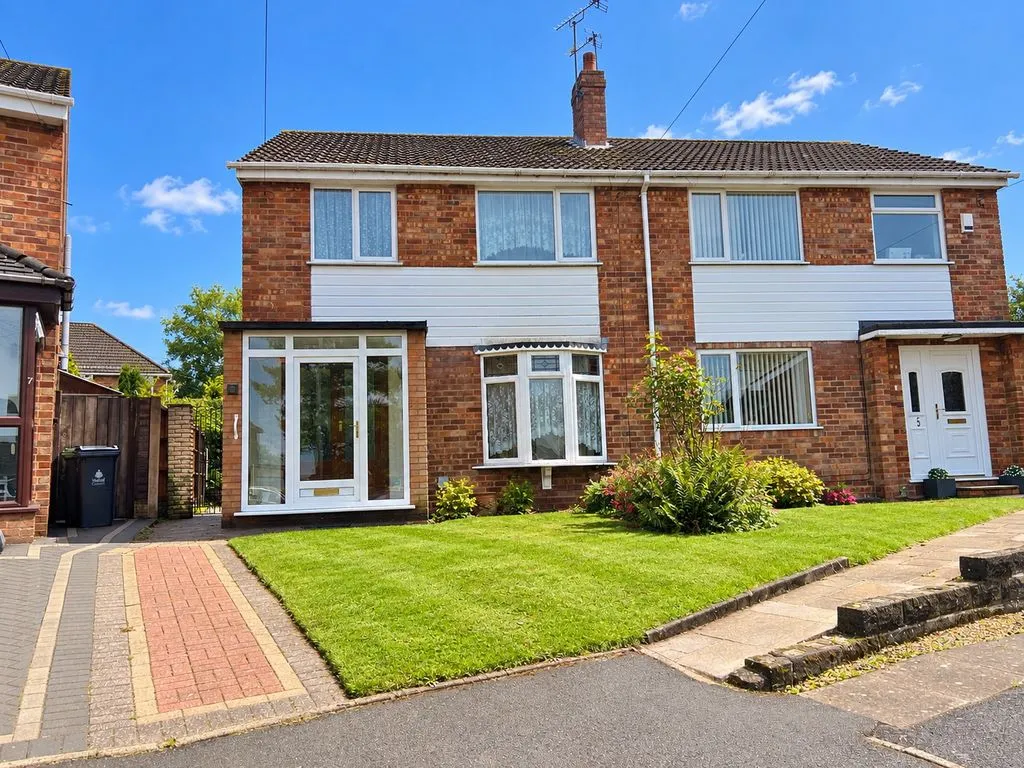 3 bed house for sale, Friezland Way, Brownhills, WS8