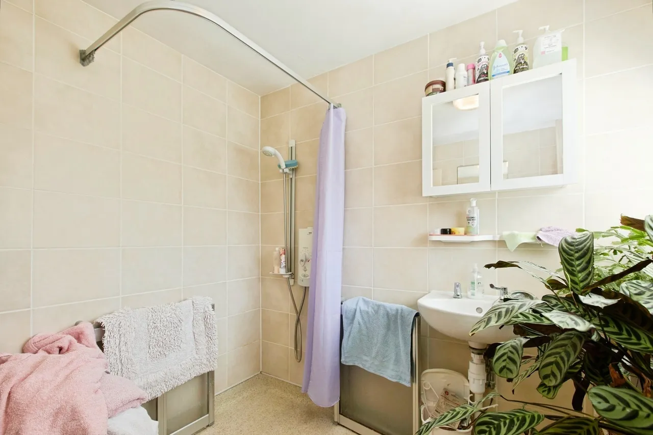 Gayrigg Court, Beeston, Nottingham, Nottinghamshire, NG9, photo 14