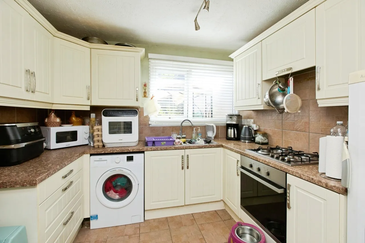 Gayrigg Court, Beeston, Nottingham, Nottinghamshire, NG9, photo 9