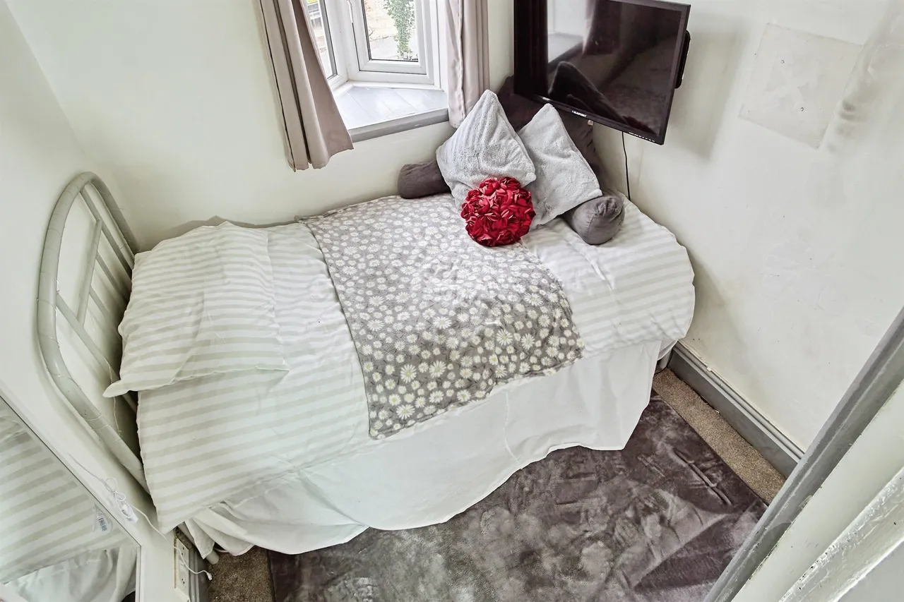 Upper Meadow Road, Quinton, B32, photo 7