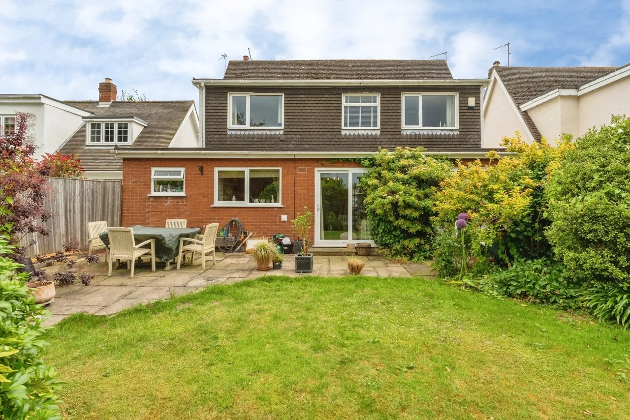 Roe Parc, St. Asaph, LL17, photo 12