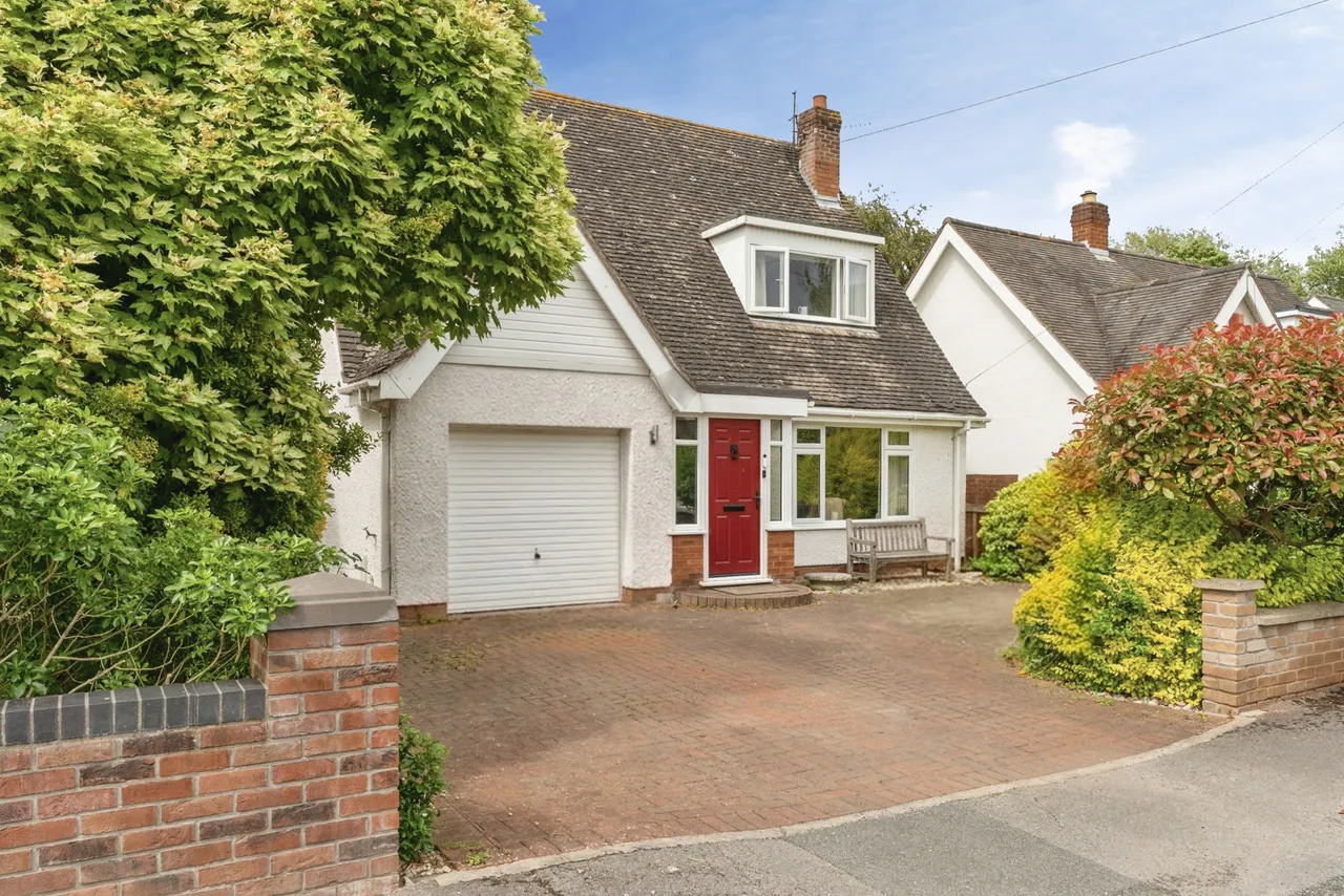 4 bed house for sale, Roe Parc, St. Asaph, LL17