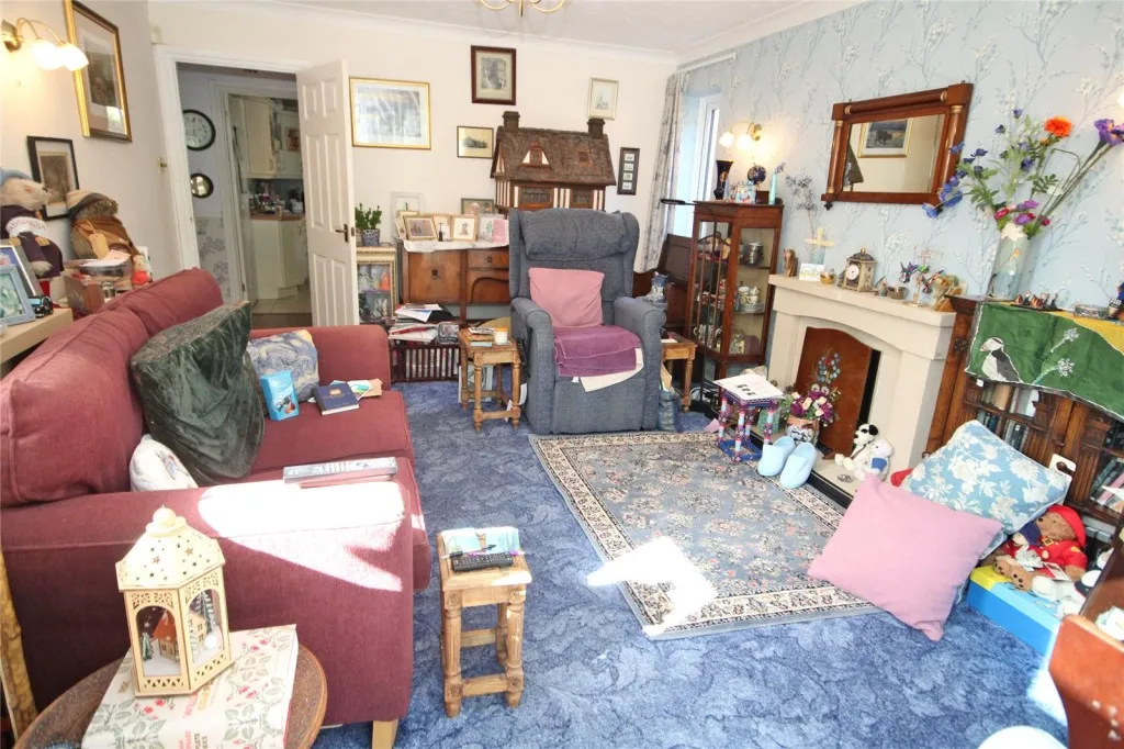 New Milton, Hampshire, photo 4