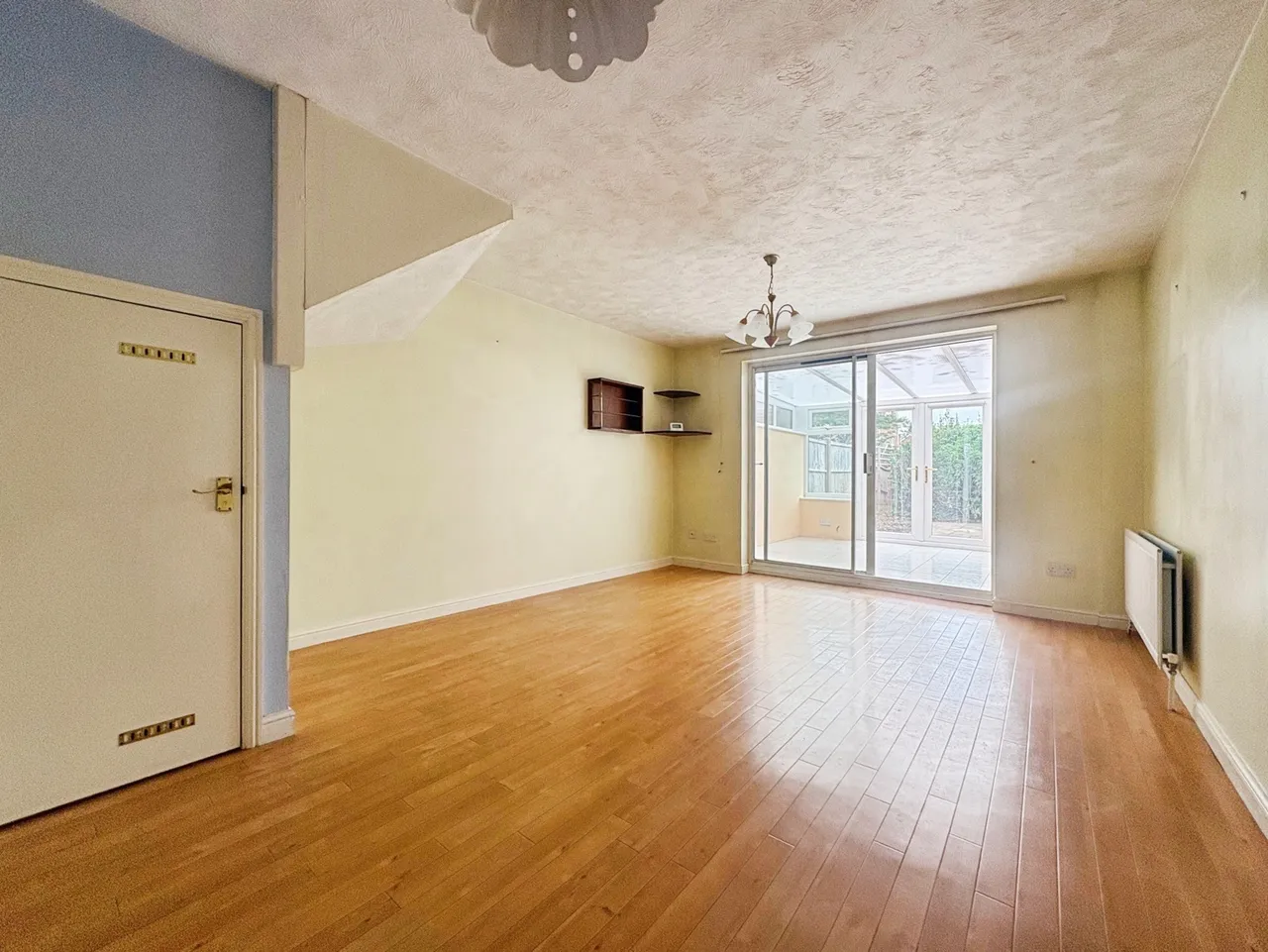 Crosby Way, Farnham, Surrey, GU9 7XG, photo 3