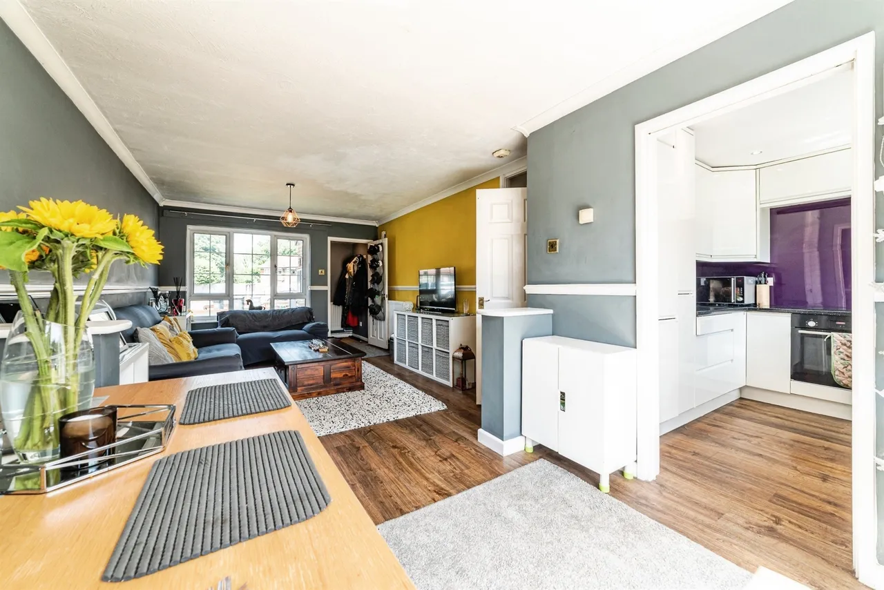 Auklet Close, Basingstoke, RG22, photo 5