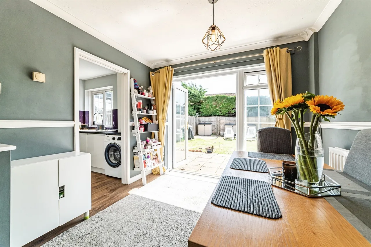 Auklet Close, Basingstoke, RG22, photo 6