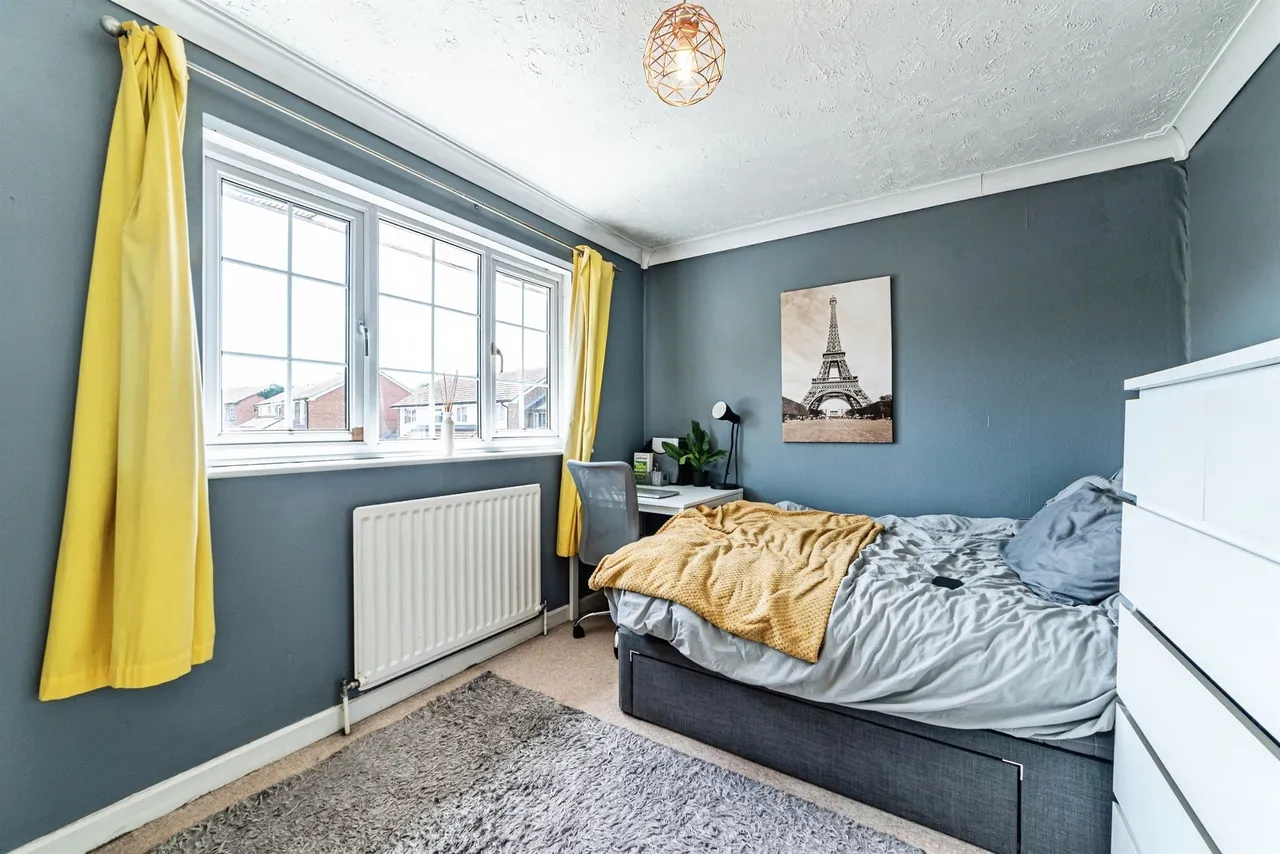 Auklet Close, Basingstoke, RG22, photo 13