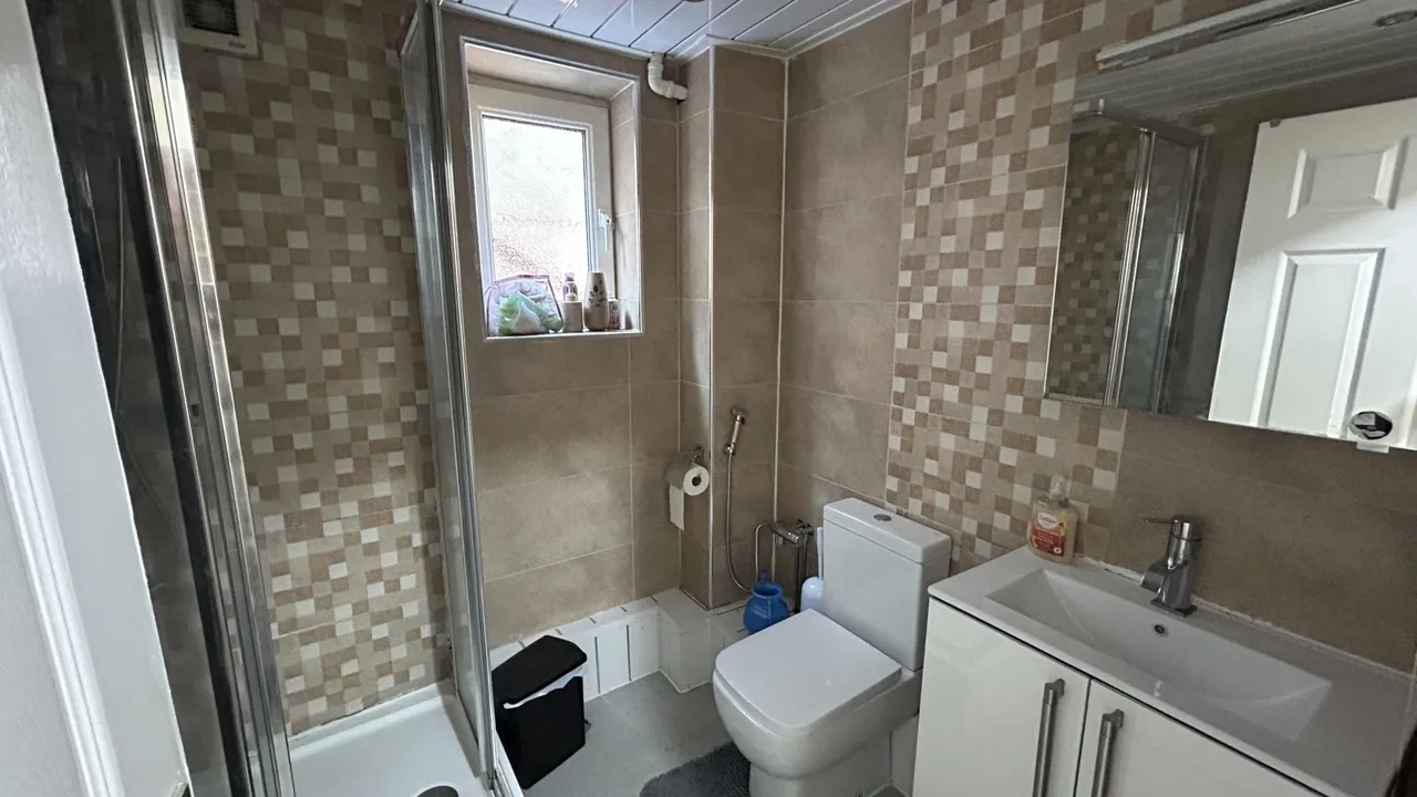 Grey Friar Walk, Bradford, BD7, photo 23