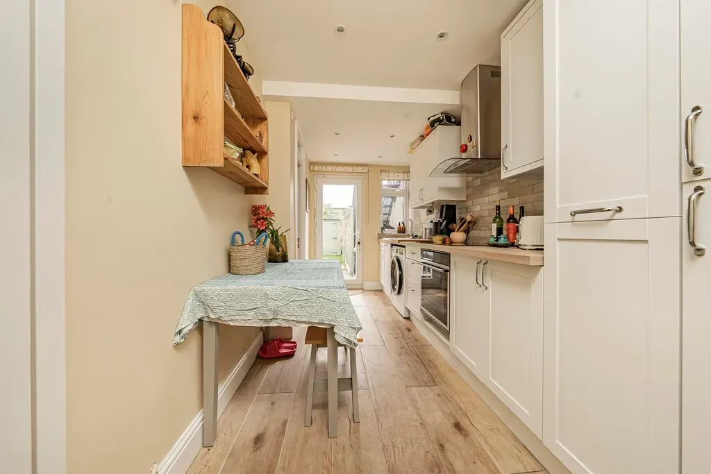 Manor Grove, Richmond, photo 6